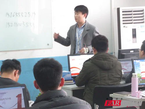 如何通过篮球表演赛制定有效的训练计划_0